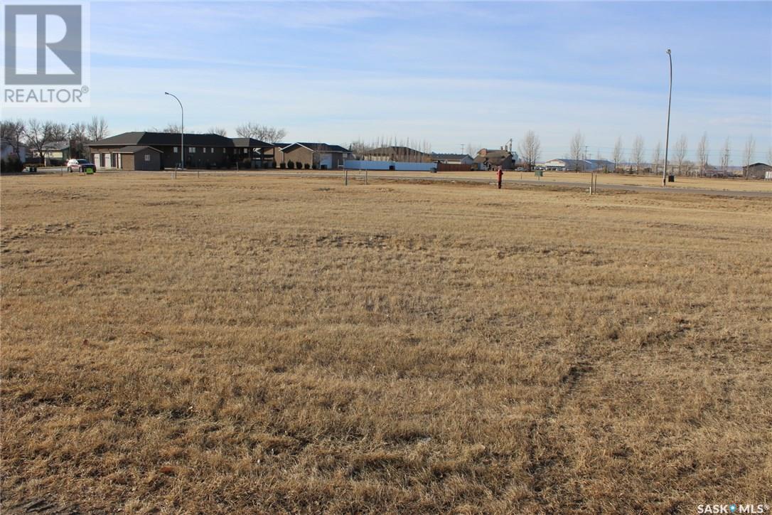 Property at 740 Kelly DRIVE image 5