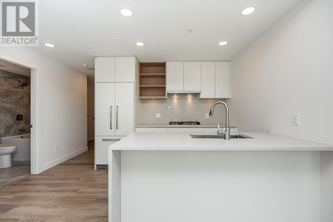 Listing Picture 3 of 40 : 1802 4433 ALASKA STREET, Burnaby / 本拿比 - 魯藝地產 Yvonne Lu Group - MLS Medallion Club Member