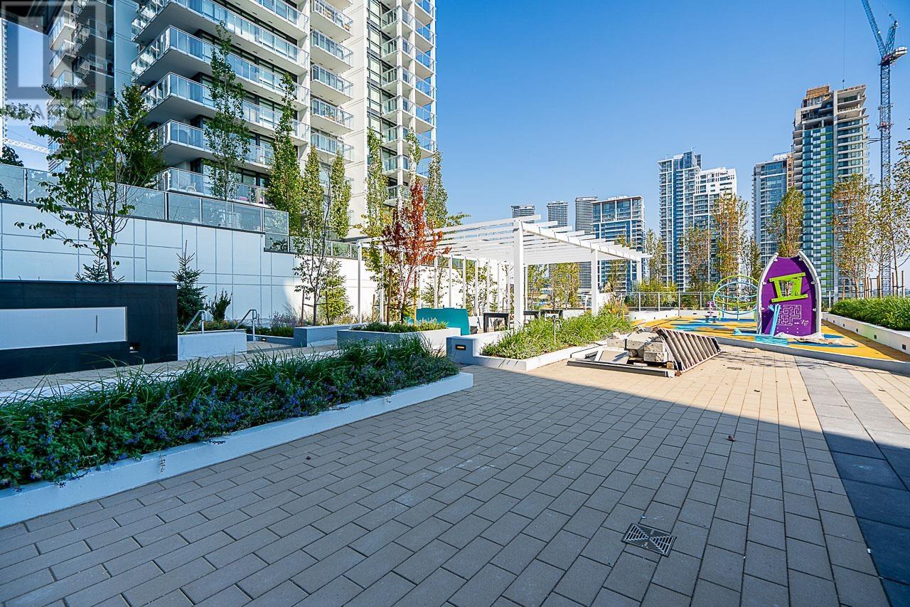 Listing Picture 39 of 40 : 1802 4433 ALASKA STREET, Burnaby / 本拿比 - 魯藝地產 Yvonne Lu Group - MLS Medallion Club Member