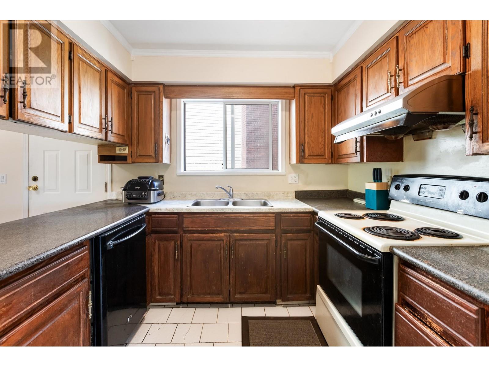 269 Warrick Street, Coquitlam, British Columbia V3K 6C1 - Photo 12 - R2953994