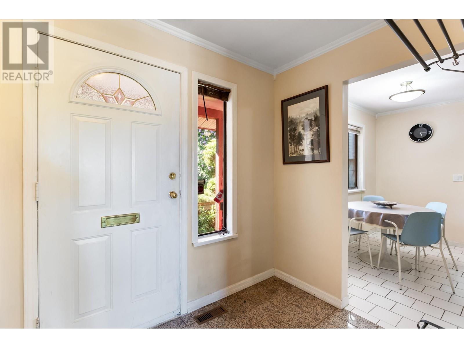 269 Warrick Street, Coquitlam, British Columbia V3K 6C1 - Photo 8 - R2953994