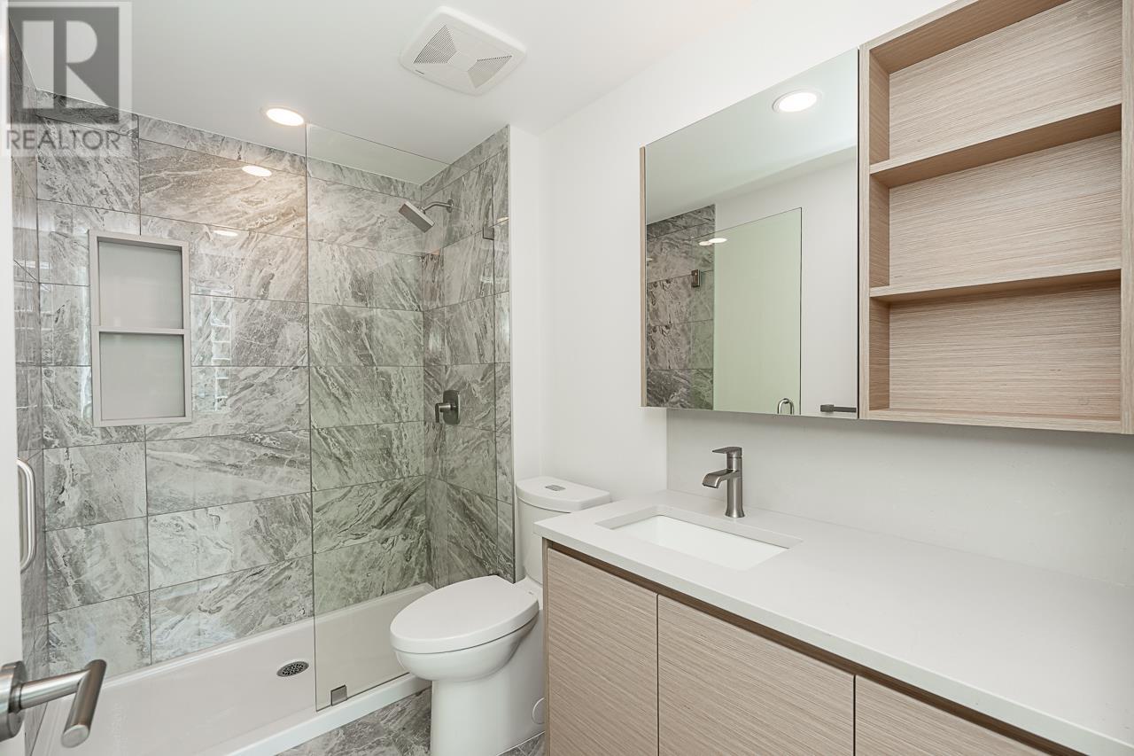 Listing Picture 22 of 38 : 1702 4433 ALASKA STREET, Burnaby / 本拿比 - 魯藝地產 Yvonne Lu Group - MLS Medallion Club Member