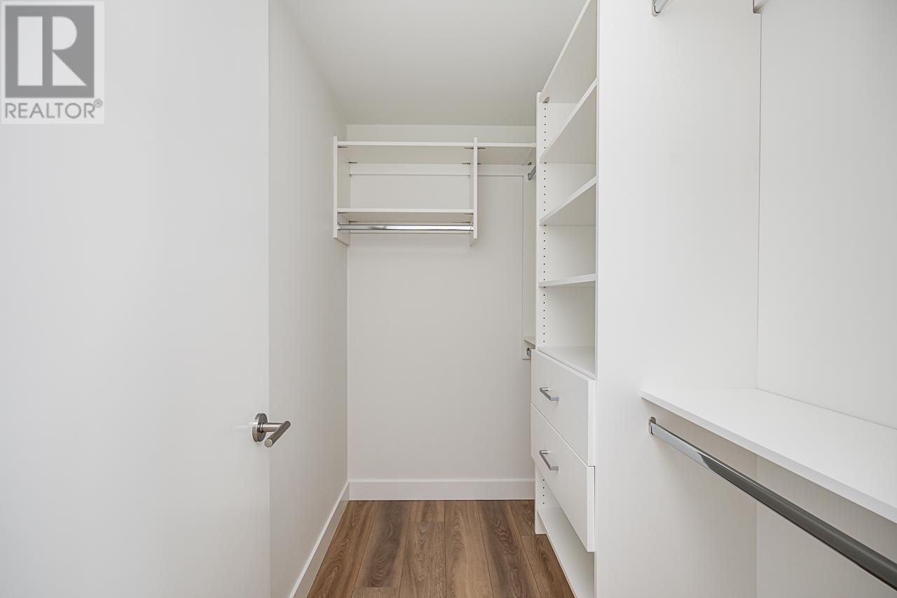 Listing Picture 21 of 38 : 1702 4433 ALASKA STREET, Burnaby / 本拿比 - 魯藝地產 Yvonne Lu Group - MLS Medallion Club Member