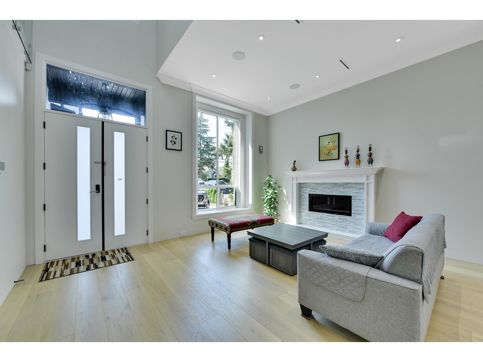 Property at 8978 160 STREET image 2