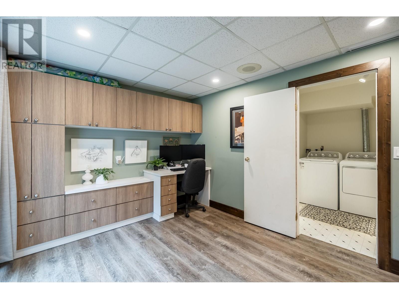 23209 123 Avenue, Maple Ridge, British Columbia  V2X 0R2 - Photo 24 - R2953675