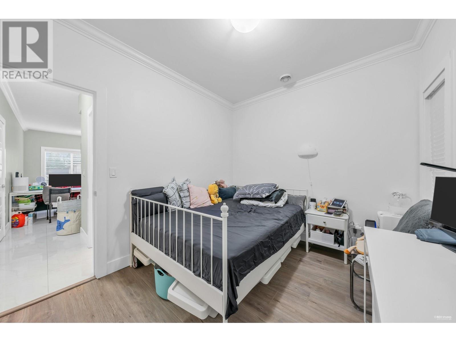 Listing Picture 23 of 28 : 7689 ROSEWOOD STREET, Burnaby / 本拿比 - 魯藝地產 Yvonne Lu Group - MLS Medallion Club Member