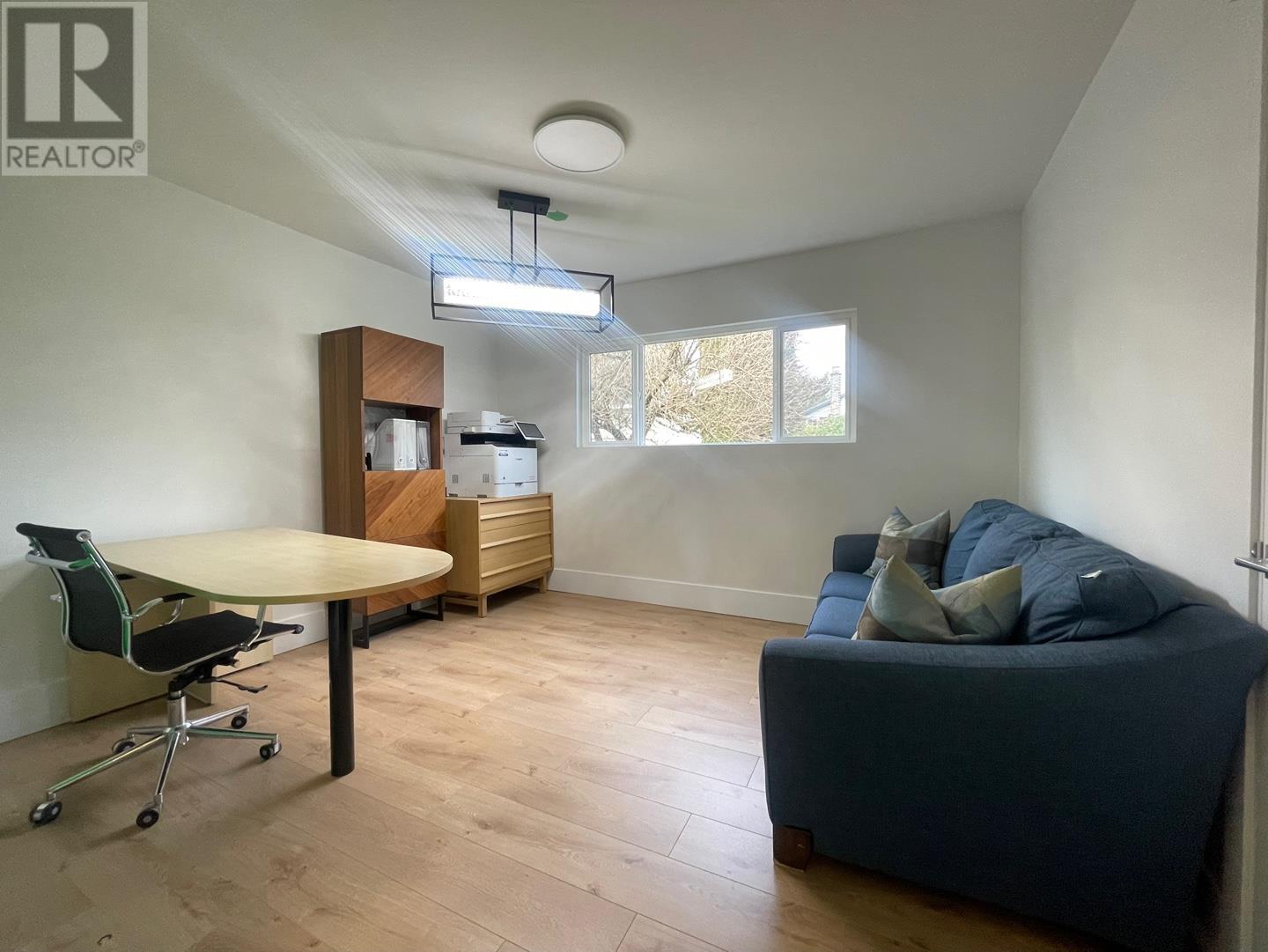844 Catherine Avenue, Coquitlam, British Columbia  V3J 4L7 - Photo 6 - R2954079