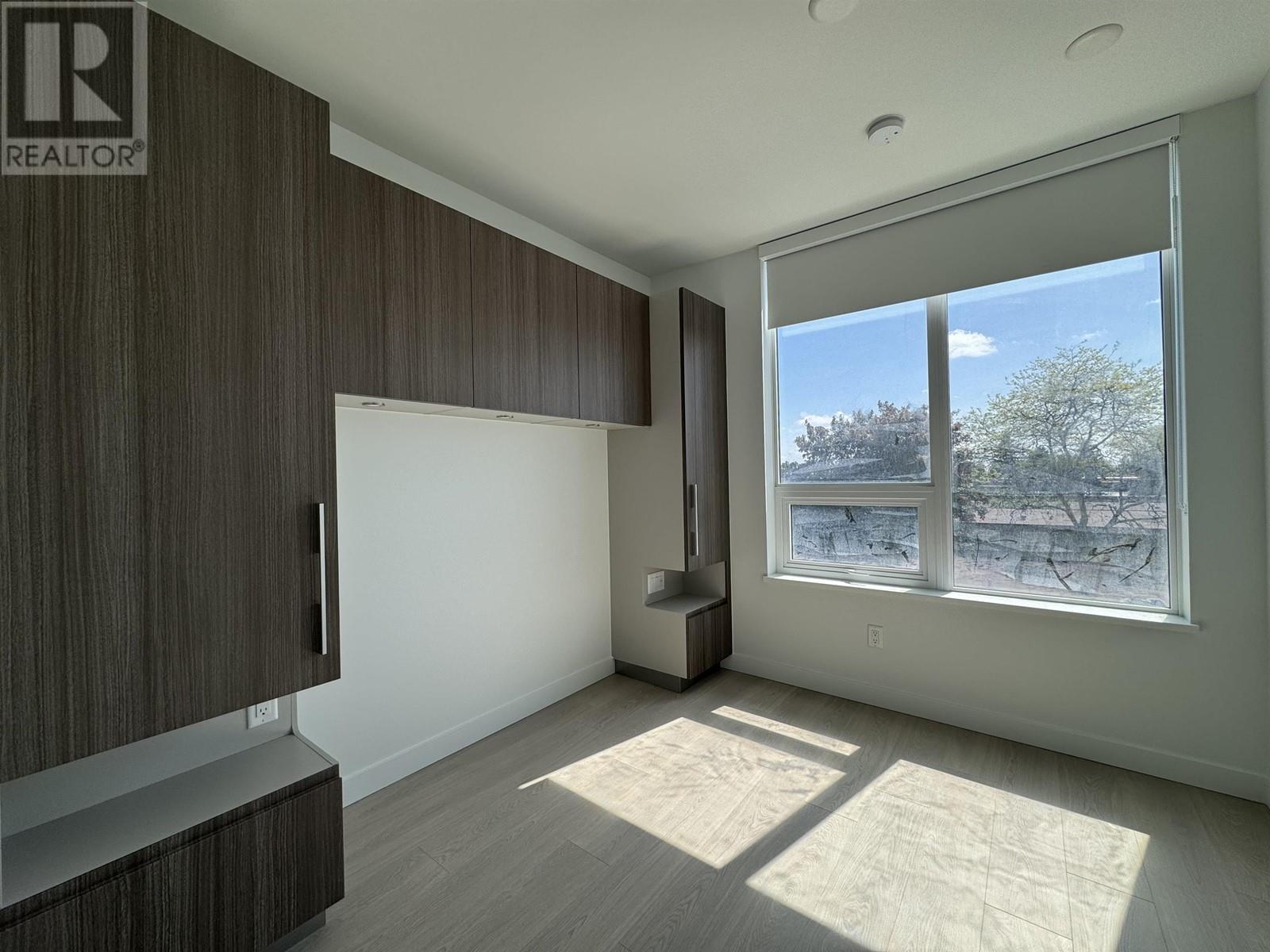 Listing Picture 5 of 10 : 307 6537 TELFORD AVENUE, Burnaby / 本拿比 - 魯藝地產 Yvonne Lu Group - MLS Medallion Club Member