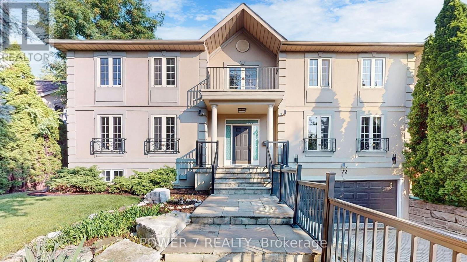 72 ALDERSHOT CRESCENT, Toronto, Ontario