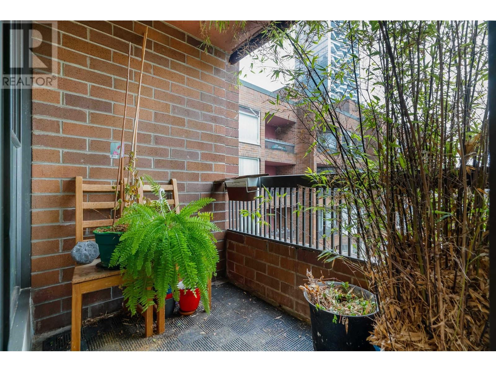 715 950 Drake Street, Vancouver, British Columbia  V6Z 2B9 - Photo 9 - R2954110