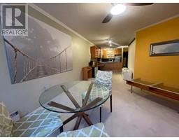 715 950 DRAKE STREET, Vancouver, British Columbia