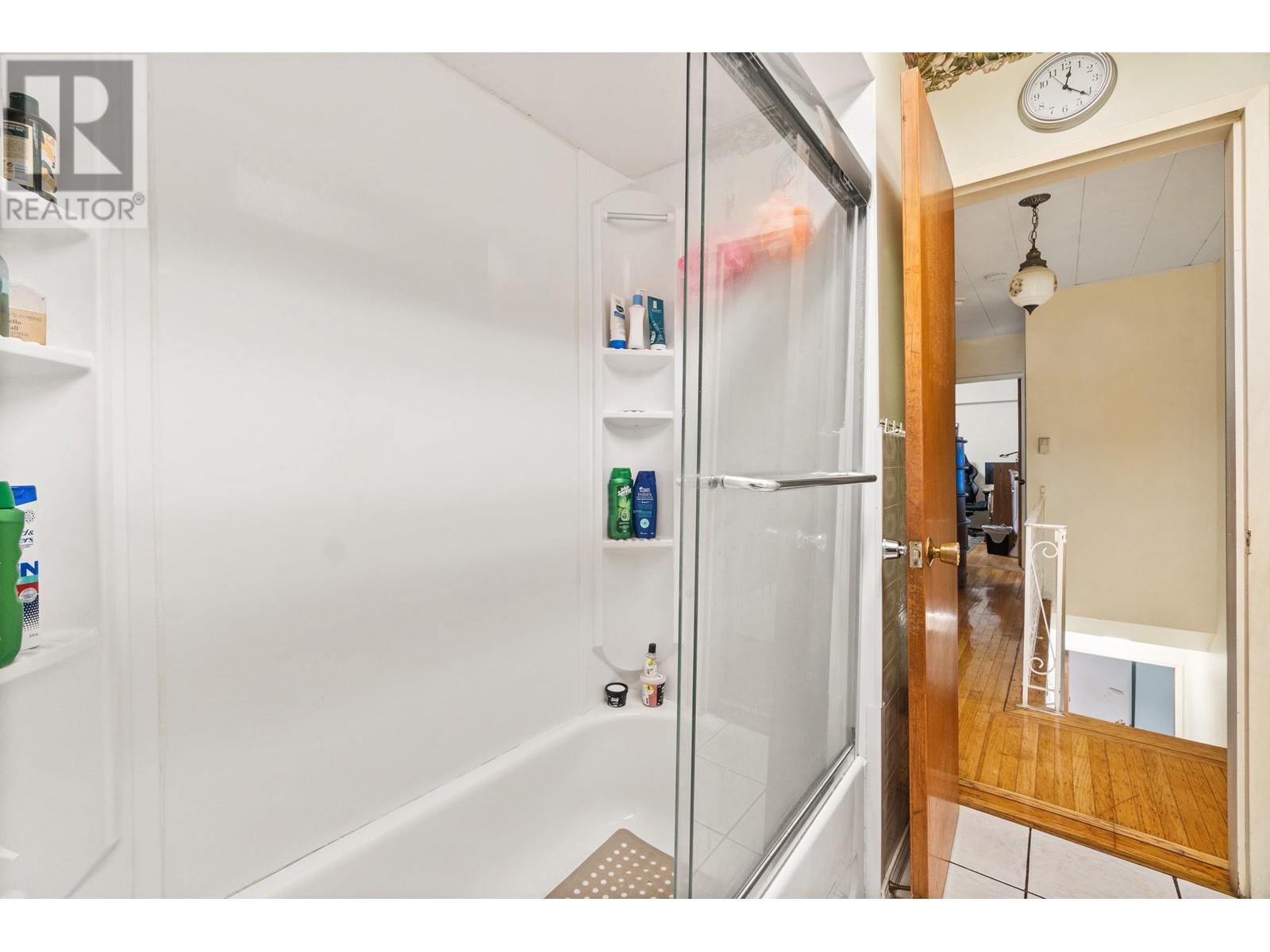 2545 E 29th Avenue, Vancouver, British Columbia  V5R 1V2 - Photo 15 - R2954166