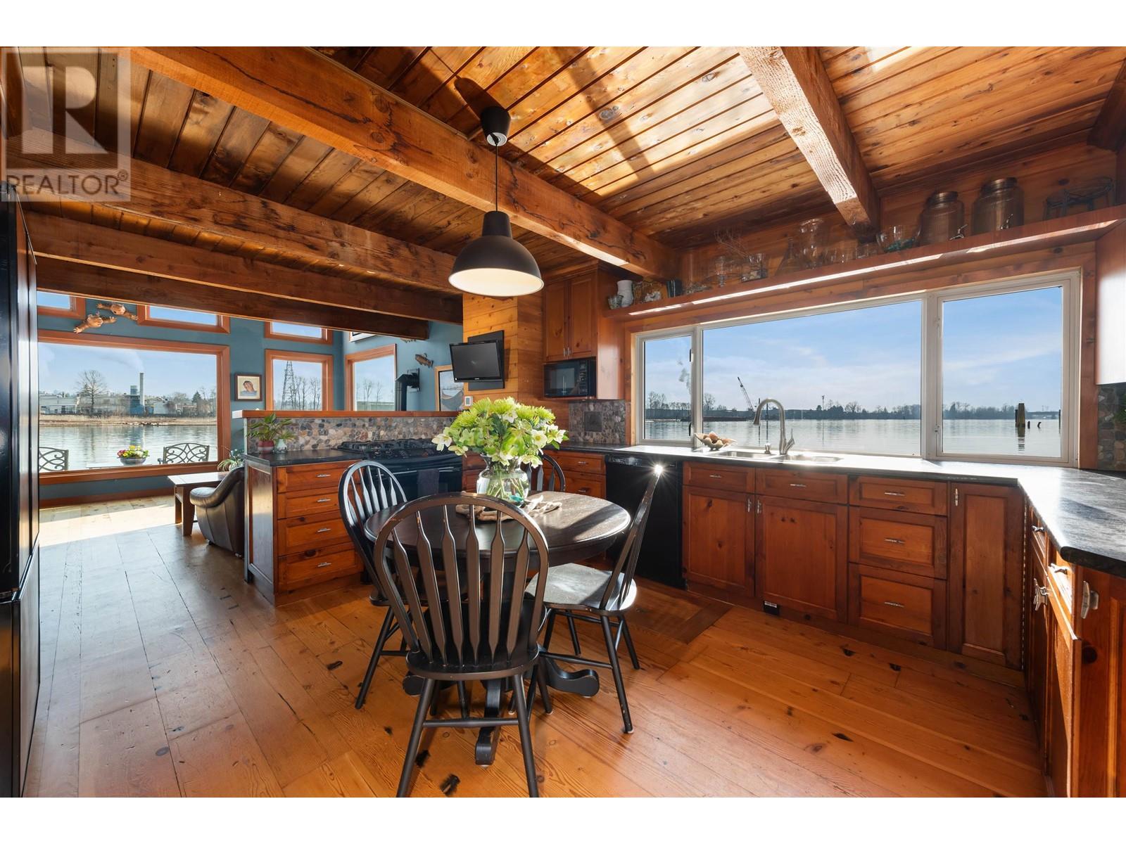 1 800 South Dyke Road, New Westminster, British Columbia  V3M 4Z8 - Photo 8 - R2954196