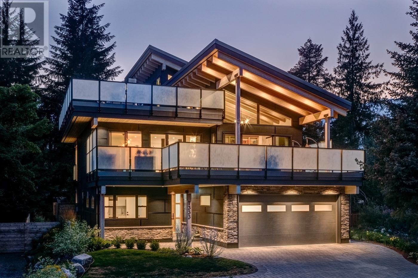 7333 Toni Sailer Lane, Whistler, British Columbia  V8E 0E3 - Photo 1 - R2954203