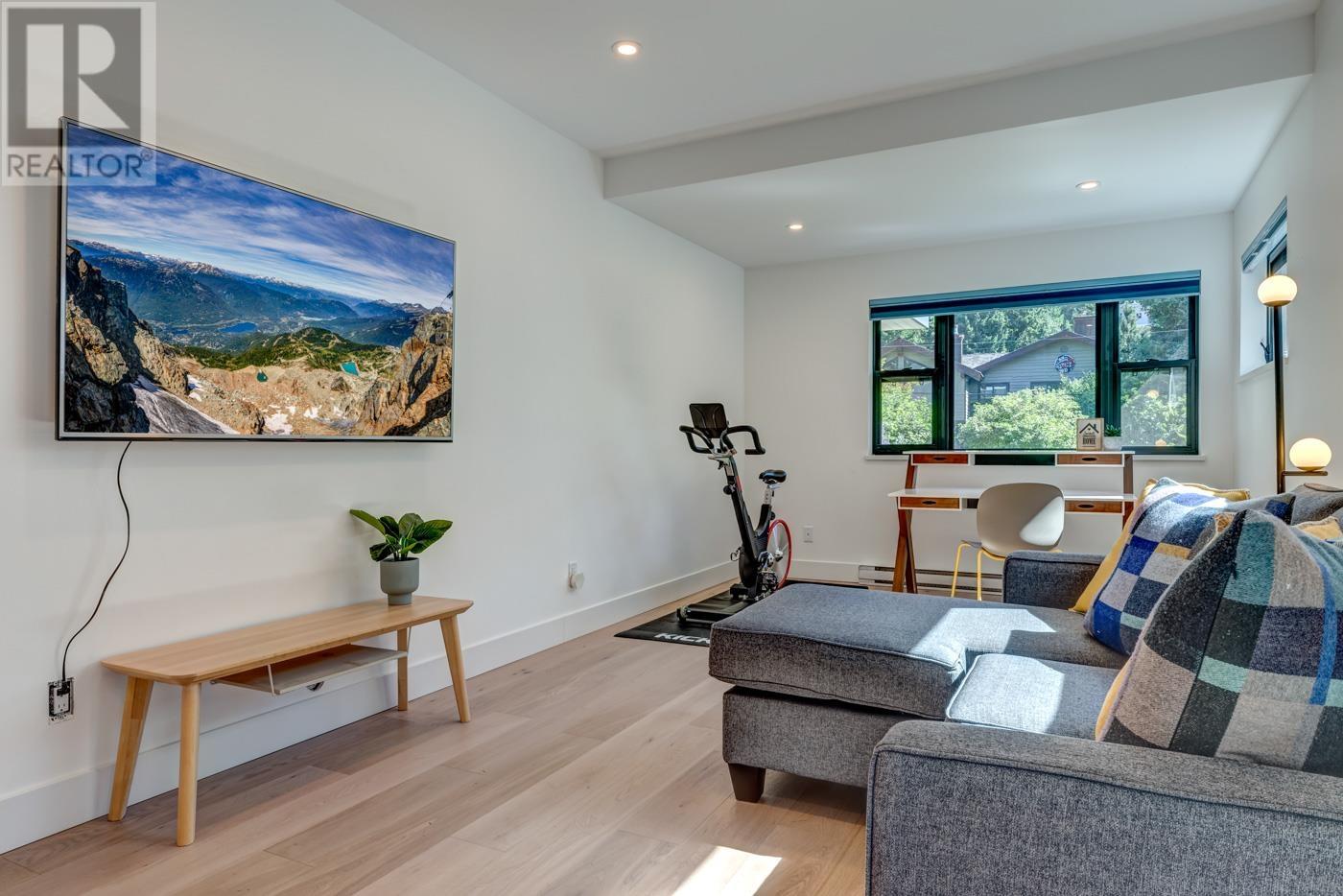 7333 Toni Sailer Lane, Whistler, British Columbia  V8E 0E3 - Photo 19 - R2954203