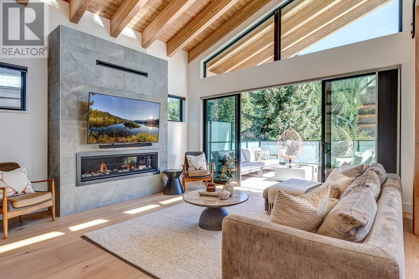 7333 Toni Sailer Lane, Whistler, British Columbia  V8E 0E3 - Photo 9 - R2954203