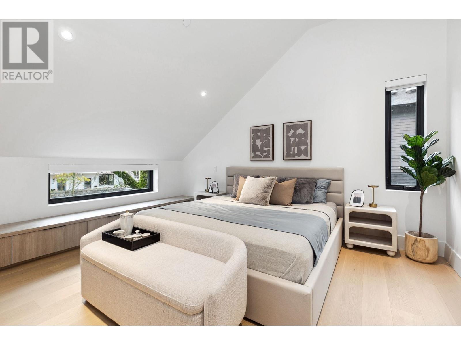 Listing Picture 15 of 28 : 5253 LARCH STREET, Vancouver / 溫哥華 - 魯藝地產 Yvonne Lu Group - MLS Medallion Club Member