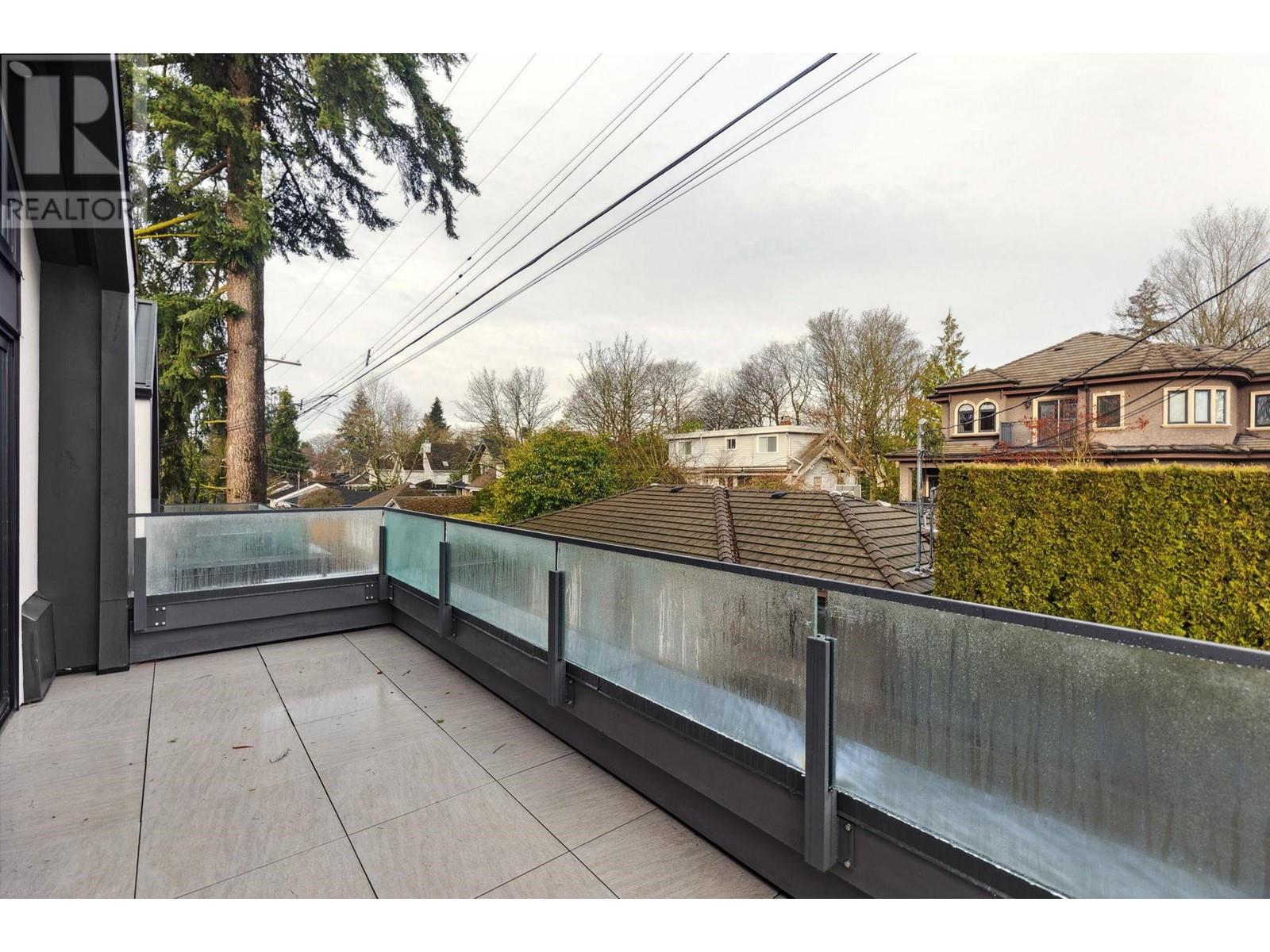 Listing Picture 26 of 28 : 5253 LARCH STREET, Vancouver / 溫哥華 - 魯藝地產 Yvonne Lu Group - MLS Medallion Club Member