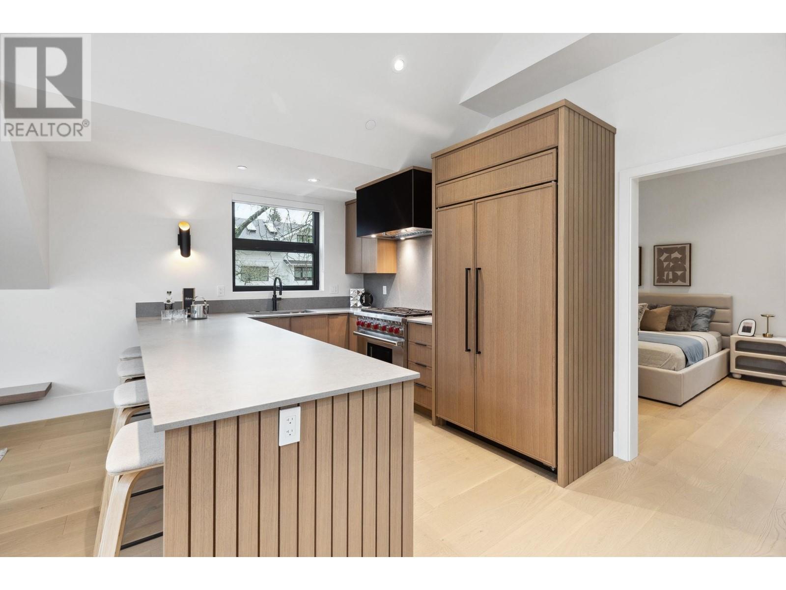 Listing Picture 8 of 28 : 5253 LARCH STREET, Vancouver / 溫哥華 - 魯藝地產 Yvonne Lu Group - MLS Medallion Club Member