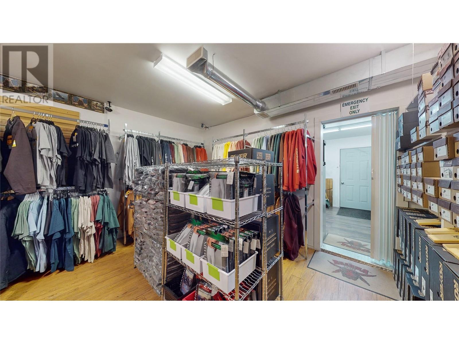 741 20th Avenue N, Cranbrook, British Columbia  V1C 3N4 - Photo 8 - 10331239