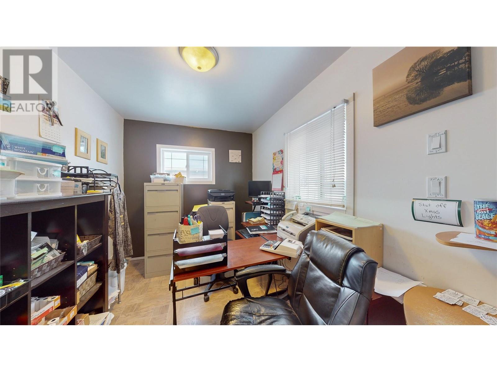 741 20th Avenue N, Cranbrook, British Columbia  V1C 3N4 - Photo 9 - 10331239