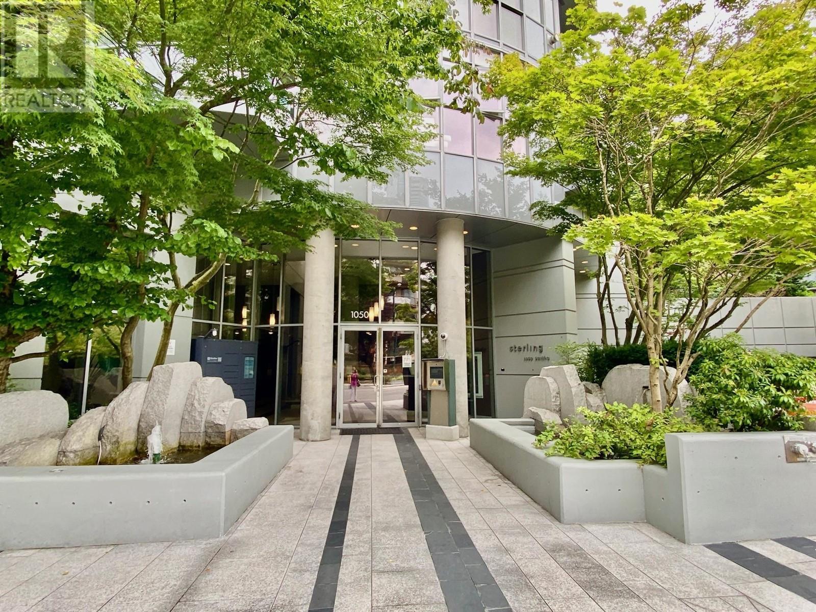 Listing Picture 15 of 25 : 203 1050 SMITHE STREET, Vancouver / 溫哥華 - 魯藝地產 Yvonne Lu Group - MLS Medallion Club Member