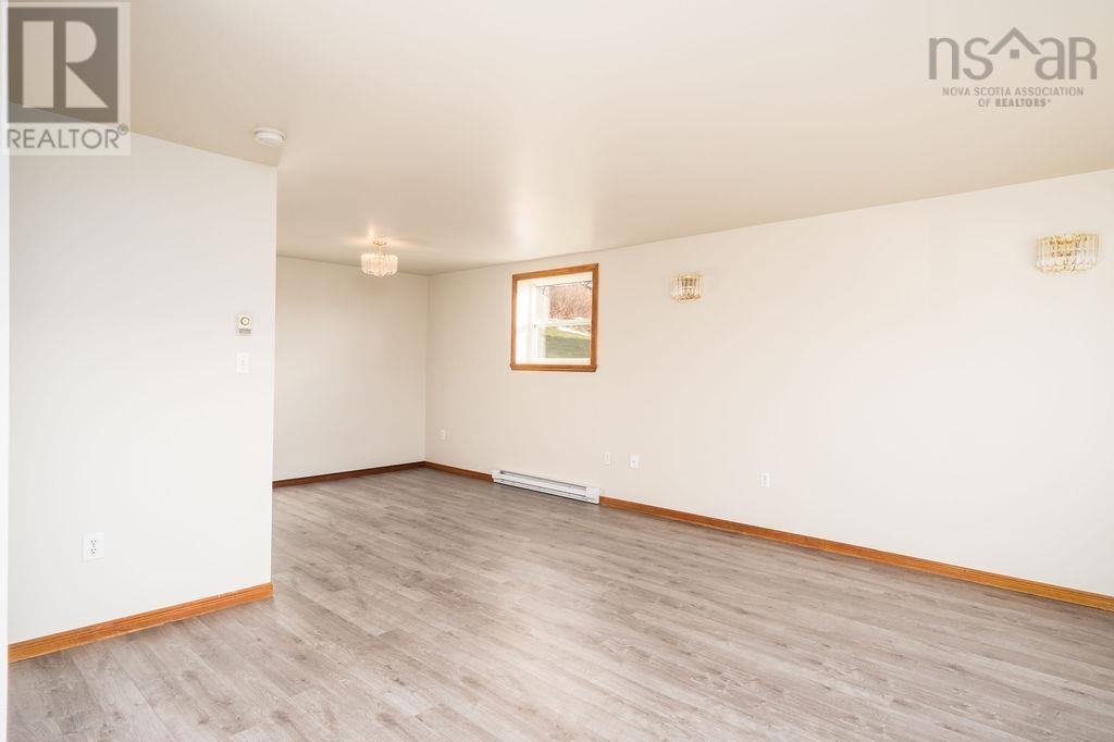 704 Queen Street, Port Hawkesbury, Nova Scotia  B9A 2W8 - Photo 5 - 202500456