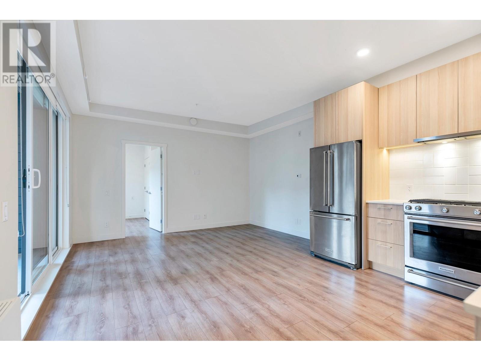 321 735 Anskar Court, Coquitlam, British Columbia  V3J 0L7 - Photo 8 - R2953908