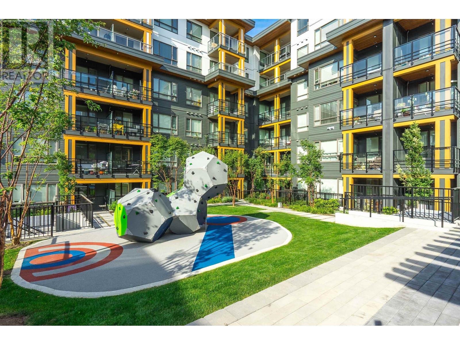 321 735 Anskar Court, Coquitlam, British Columbia  V3J 0L7 - Photo 32 - R2953908