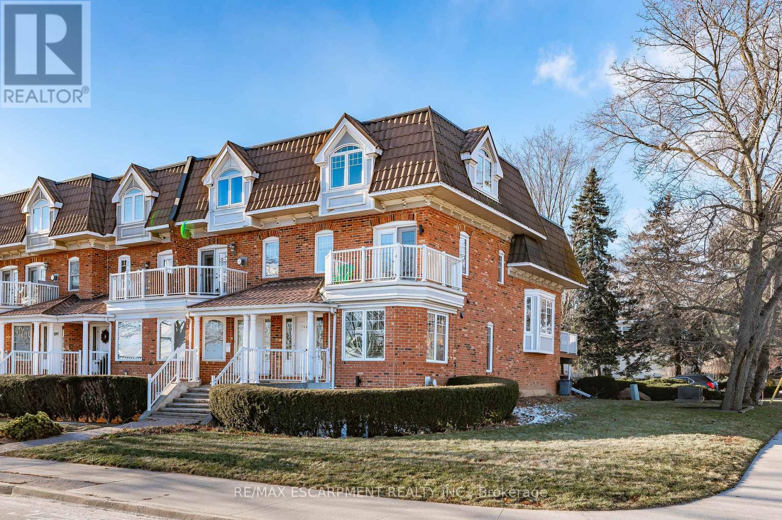 UPPER - 1397 LAKESHORE ROAD, Burlington, Ontario