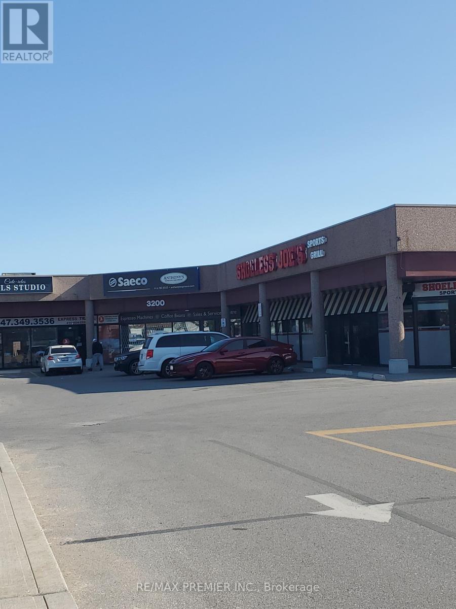 410 - 3200 Dufferin Street, Toronto, Ontario  M6A 2T3 - Photo 7 - W9243130
