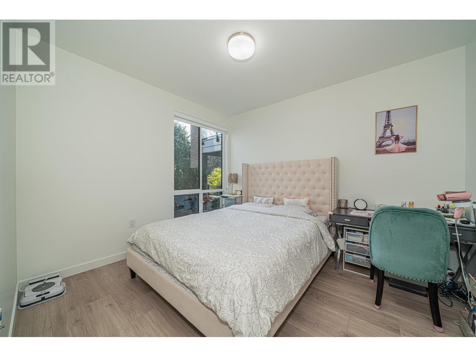 Listing Picture 18 of 28 : 114 7599 15TH STREET, Burnaby / 本拿比 - 魯藝地產 Yvonne Lu Group - MLS Medallion Club Member