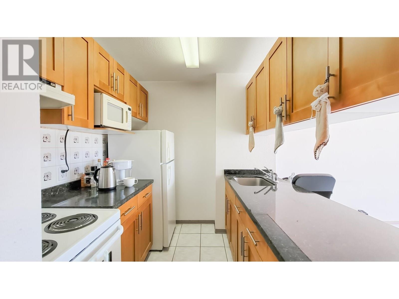 512 950 Drake Street, Vancouver, British Columbia  V6Z 2B9 - Photo 3 - R2954222