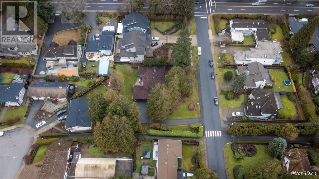 450 Walker Street, Coquitlam, British Columbia  V3K 4E3 - Photo 10 - R2954273