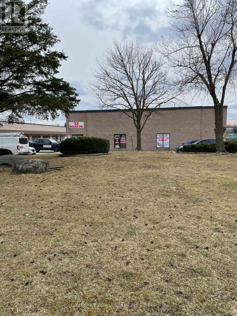 2 - 42 Regan Road, Brampton, Ontario  L7A 1B4 - Photo 2 - W11914314