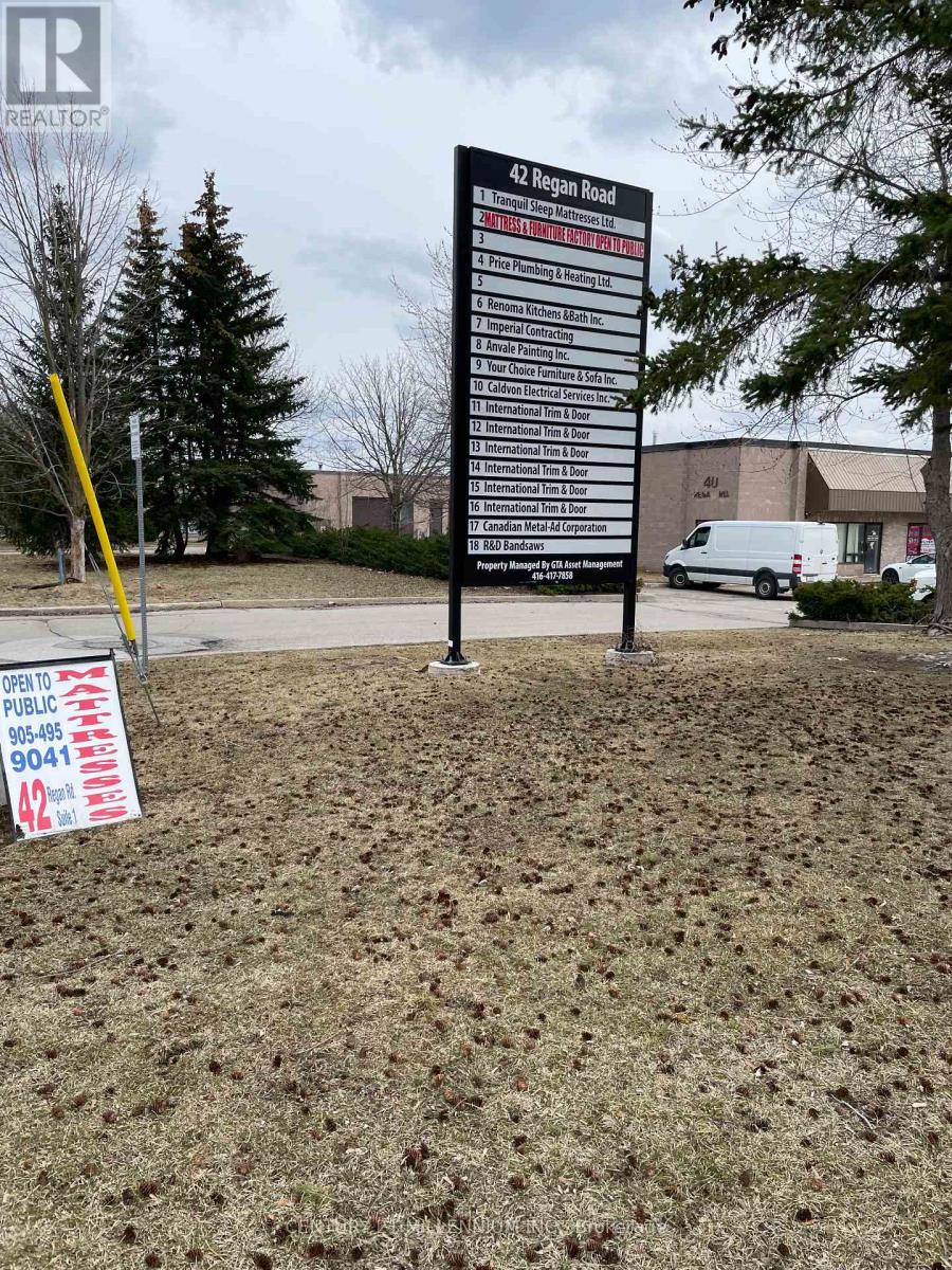 2 - 42 Regan Road, Brampton, Ontario  L7A 1B4 - Photo 3 - W11914314