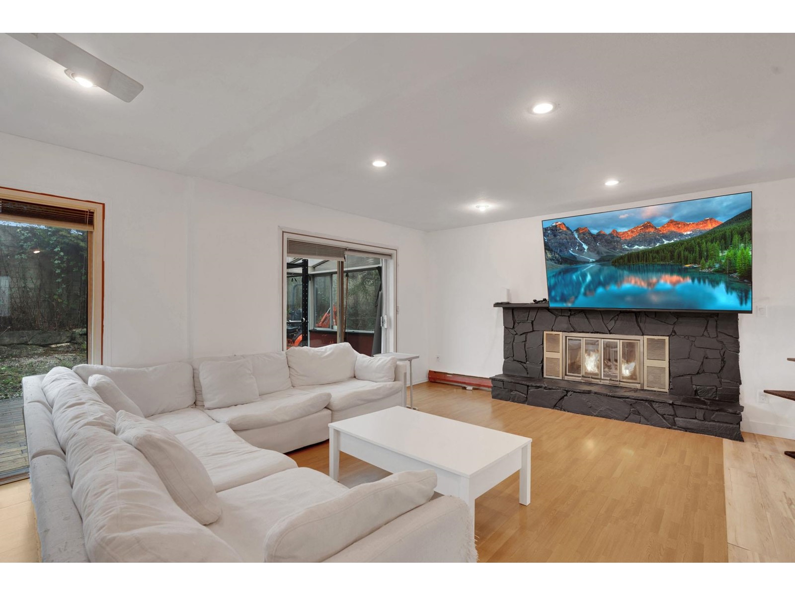 Property at 15237 HUMMINGBIRD PLACE image 1