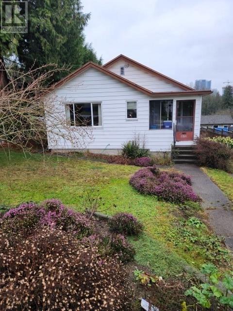 317 Holmes Street, New Westminster, British Columbia  V3L 4X6 - Photo 1 - R2952249