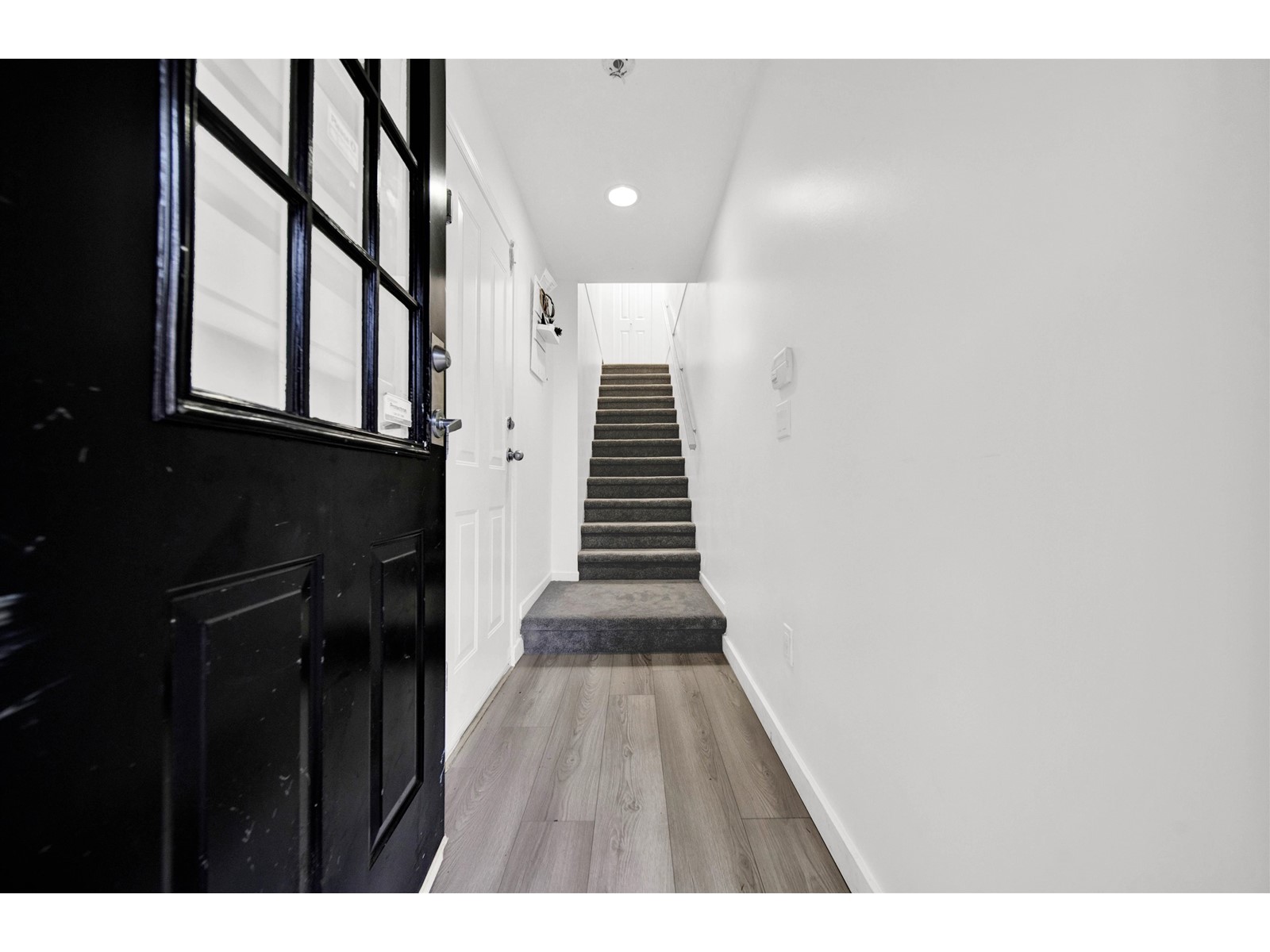 Property at 72 12778 66 AVENUE image 3