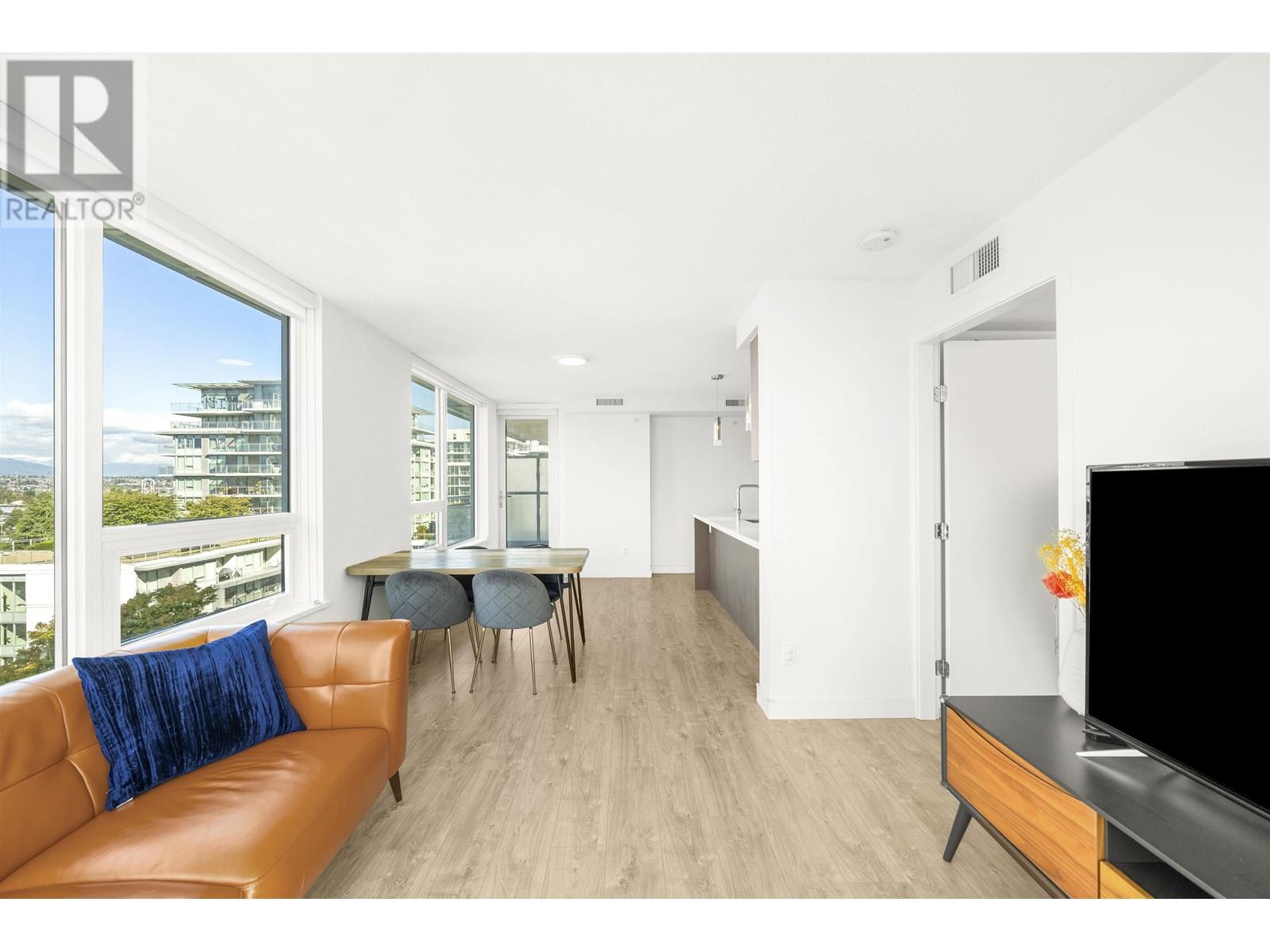 Listing Picture 10 of 27 : 1507 8833 HAZELBRIDGE WAY, Richmond / 烈治文 - 魯藝地產 Yvonne Lu Group - MLS Medallion Club Member