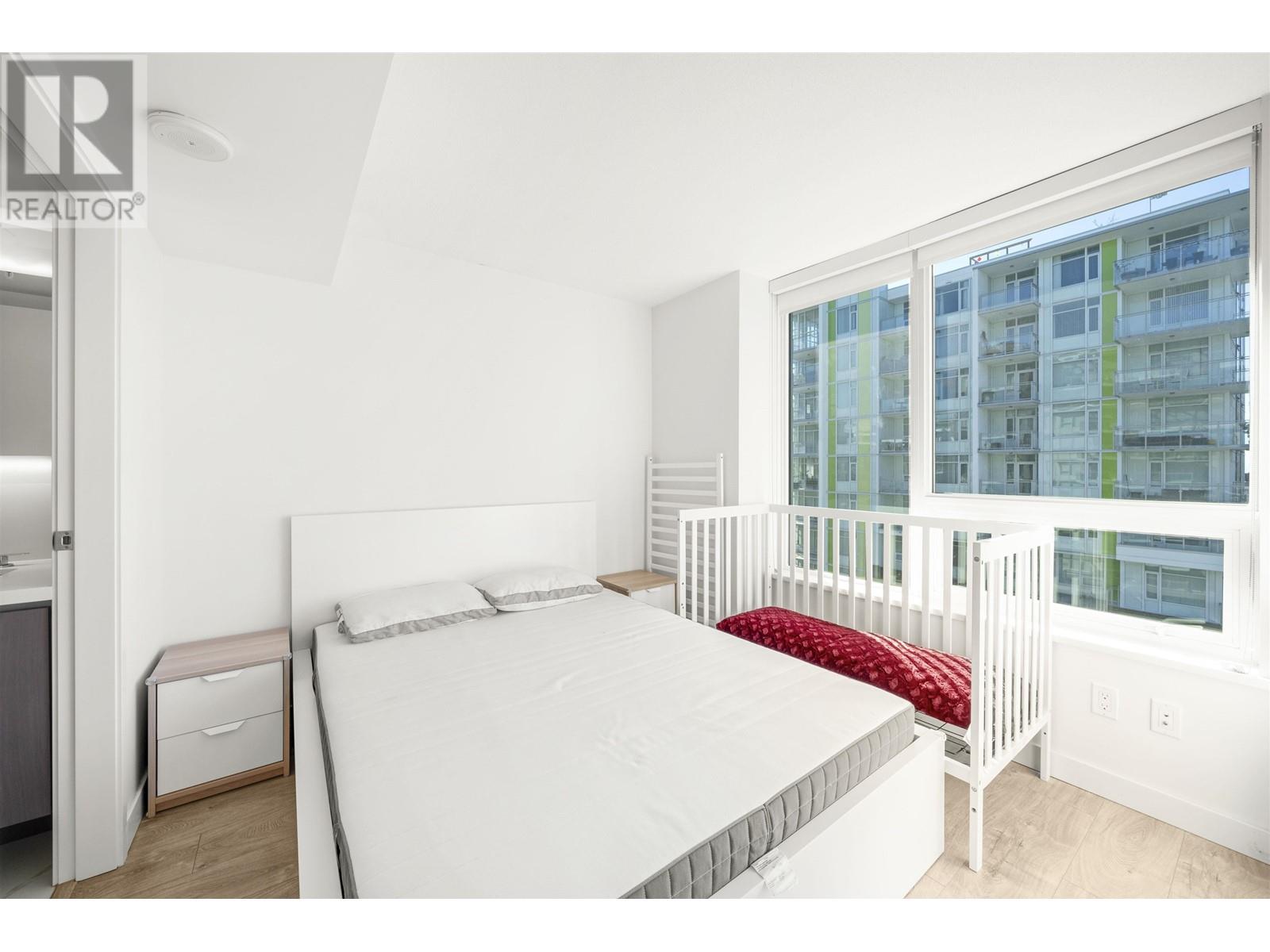Listing Picture 21 of 27 : 1507 8833 HAZELBRIDGE WAY, Richmond / 烈治文 - 魯藝地產 Yvonne Lu Group - MLS Medallion Club Member