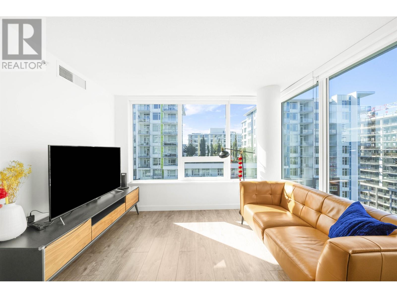 Listing Picture 7 of 27 : 1507 8833 HAZELBRIDGE WAY, Richmond / 烈治文 - 魯藝地產 Yvonne Lu Group - MLS Medallion Club Member