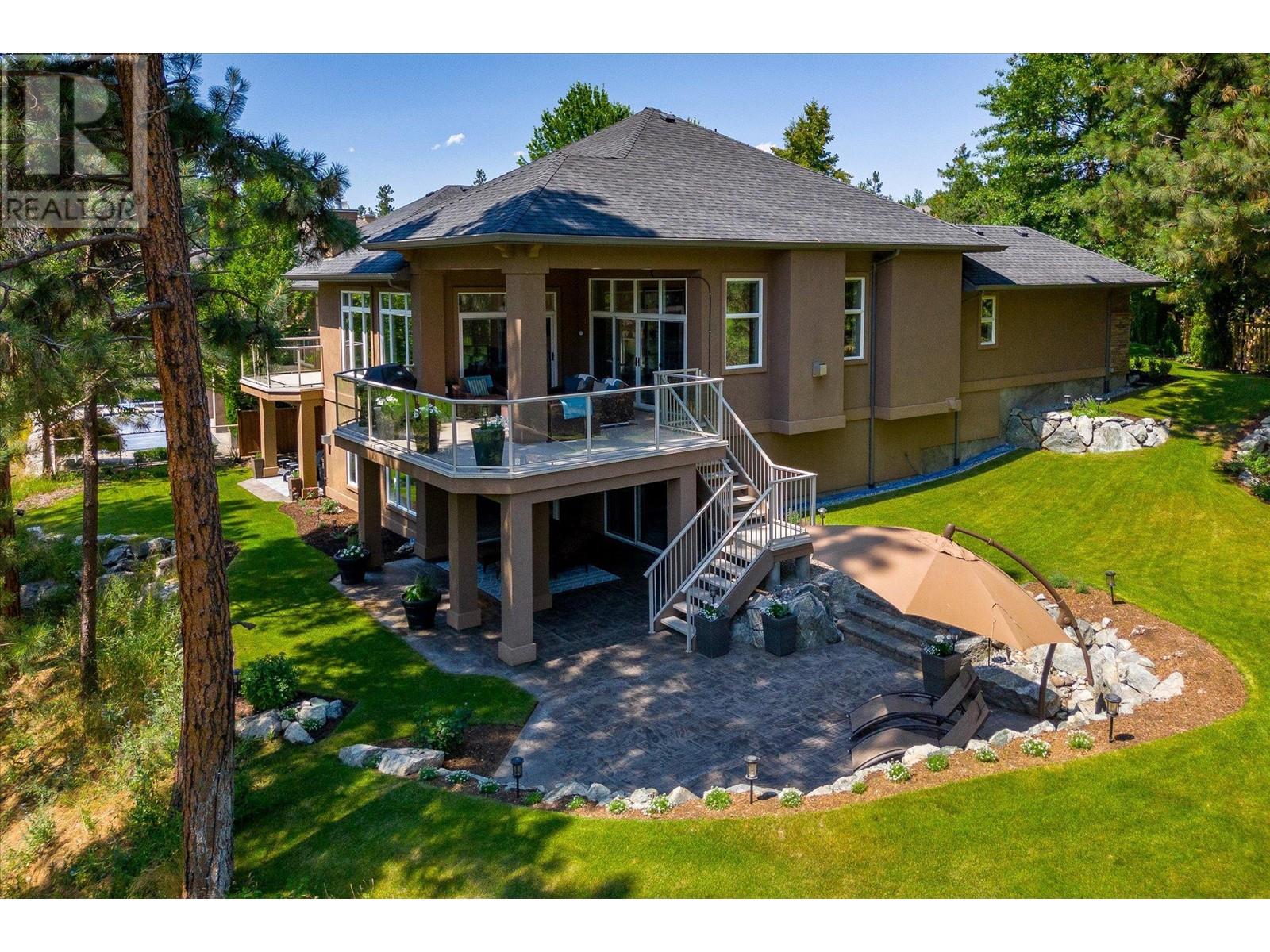 4048 Gallaghers Terrace, Kelowna, British Columbia  V1W 3Z8 - Photo 3 - 10321073