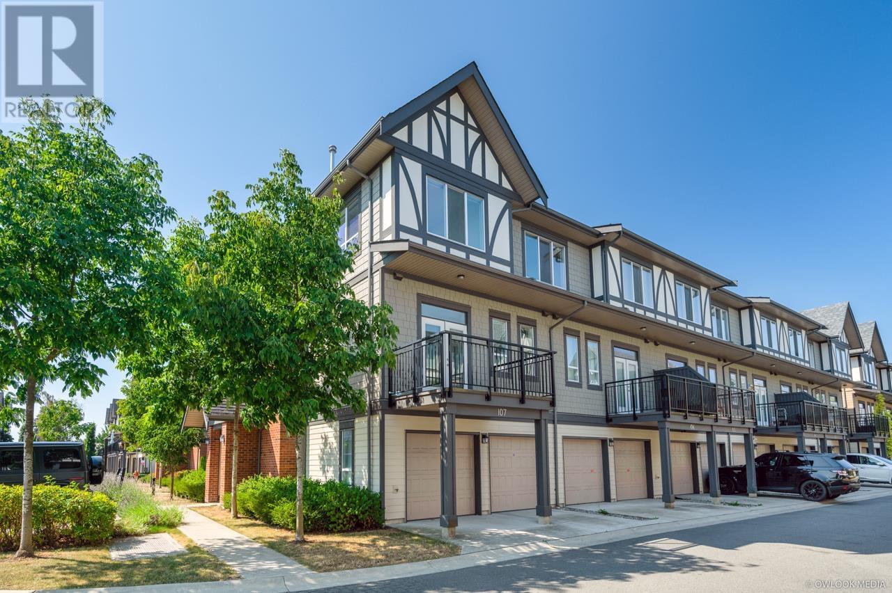 Listing Picture 2 of 26 : 107 10388 NO. 2 ROAD, Richmond / 烈治文 - 魯藝地產 Yvonne Lu Group - MLS Medallion Club Member
