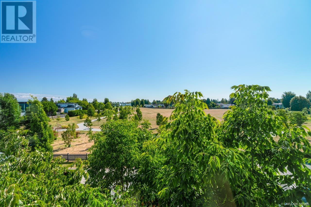 Listing Picture 24 of 26 : 107 10388 NO. 2 ROAD, Richmond / 烈治文 - 魯藝地產 Yvonne Lu Group - MLS Medallion Club Member