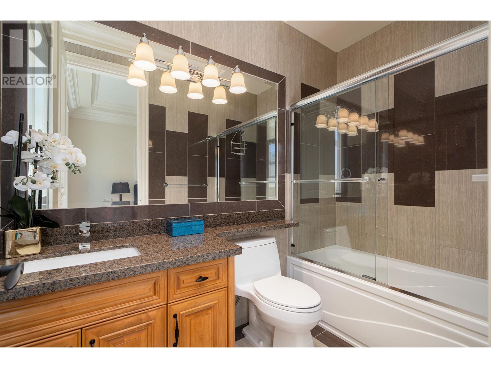 Listing Picture 36 of 40 : 7300 LUCAS ROAD, Richmond / 烈治文 - 魯藝地產 Yvonne Lu Group - MLS Medallion Club Member