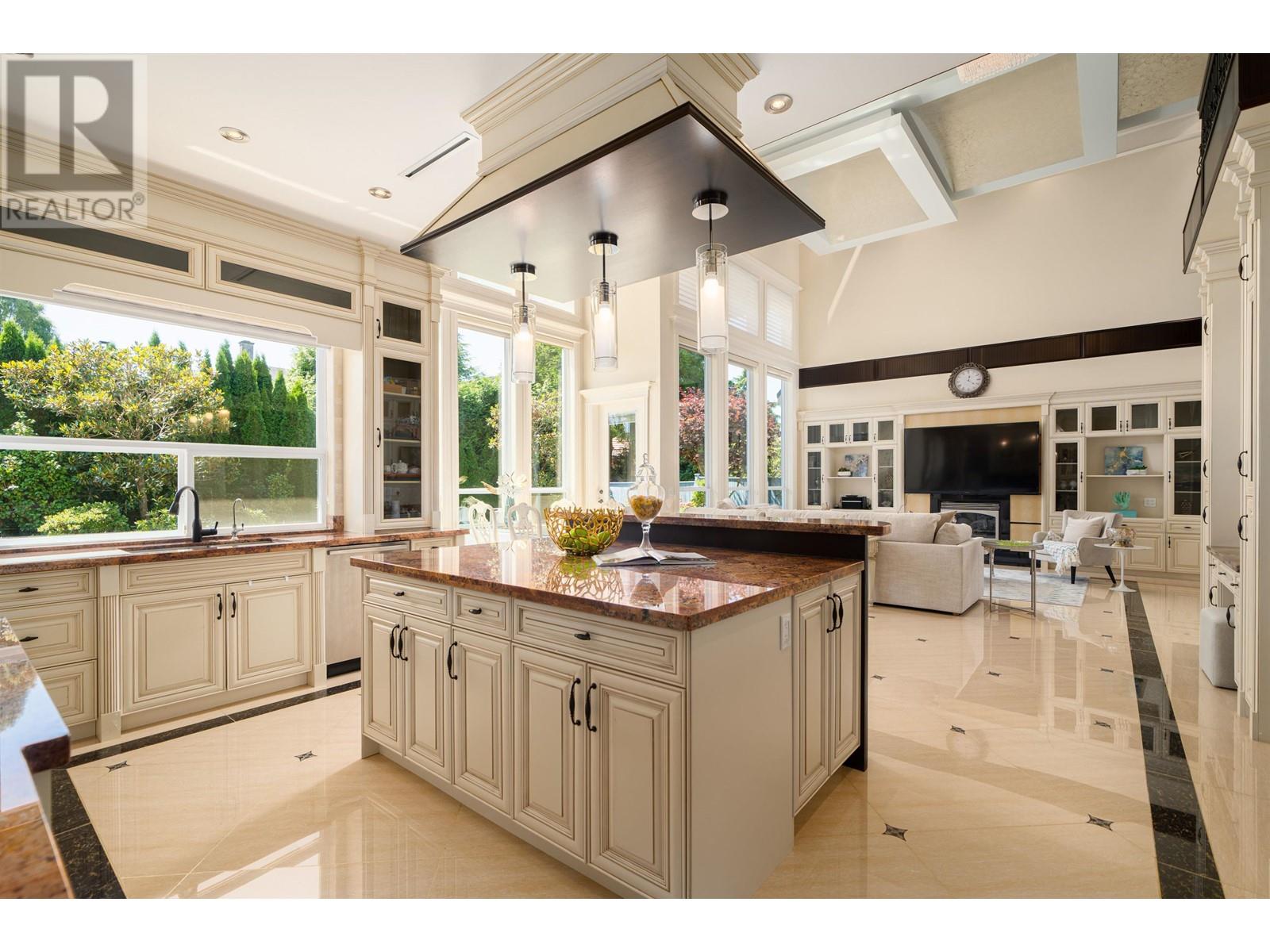 Listing Picture 11 of 40 : 7300 LUCAS ROAD, Richmond / 烈治文 - 魯藝地產 Yvonne Lu Group - MLS Medallion Club Member
