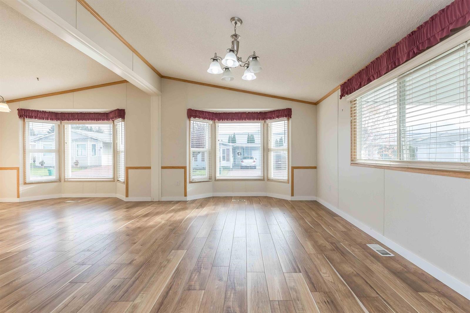 27 45918 Knight Road, Sardis East Vedder, Chilliwack, British Columbia  V2R 3X4 - Photo 11 - R2954063