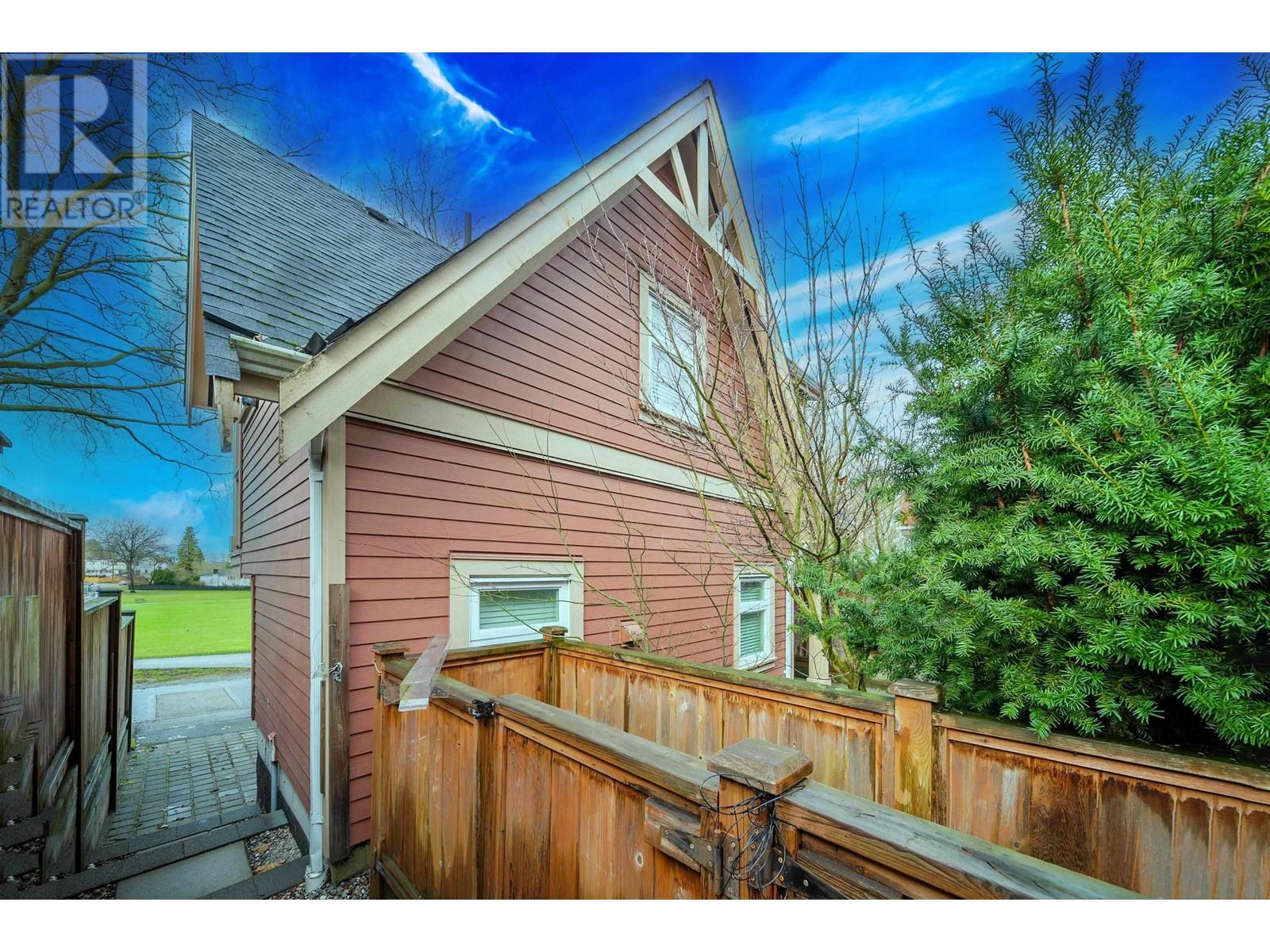 4513 Nanaimo Street, Vancouver, British Columbia  V5N 5J2 - Photo 10 - R2954329