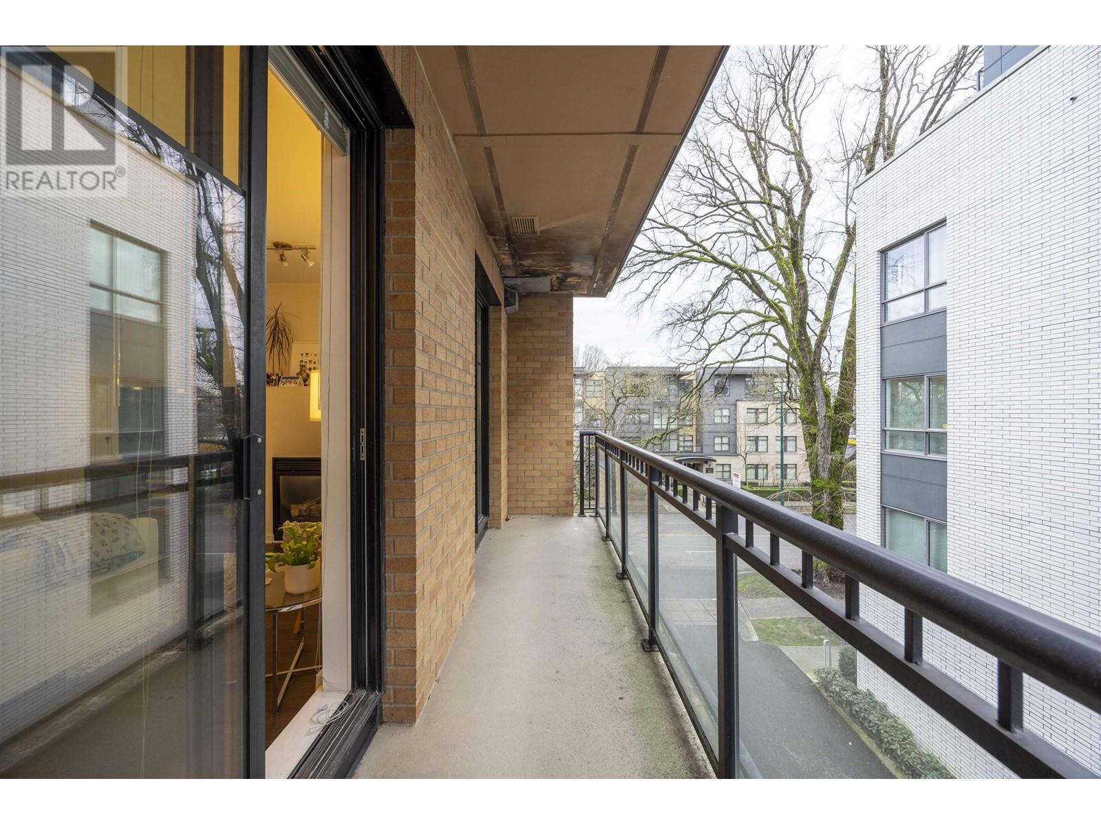 302 2065 W 12th Avenue, Vancouver, British Columbia  V6J 5L9 - Photo 21 - R2953824